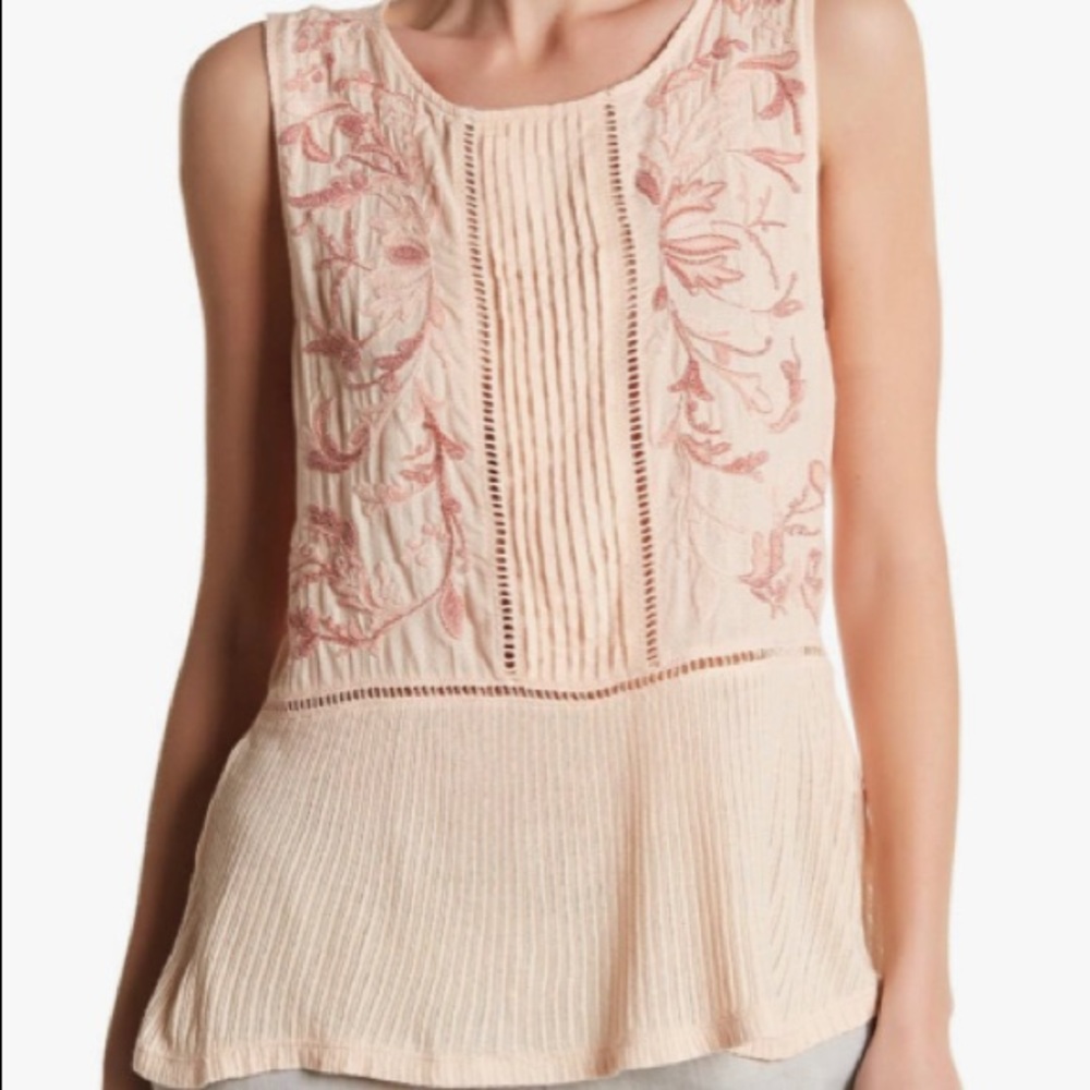 Lucky Brand Peach Embroidered Pin tuck tank